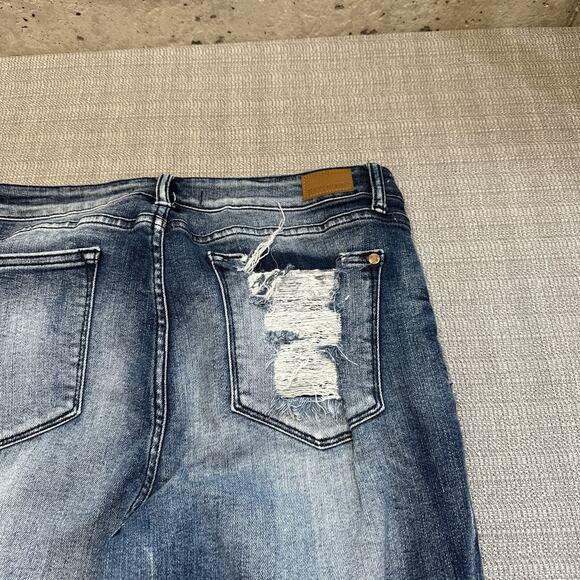 Judy Blue Women's Blue Jeans - Picture 11 of 12